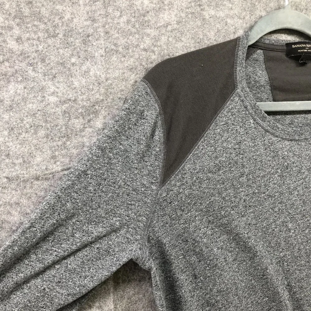 Banana Republic Long Sleeve Active T‎ Shirt Mens M Gray Performance Crewneck